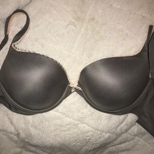 Victoria’s Secret push-up - 38C